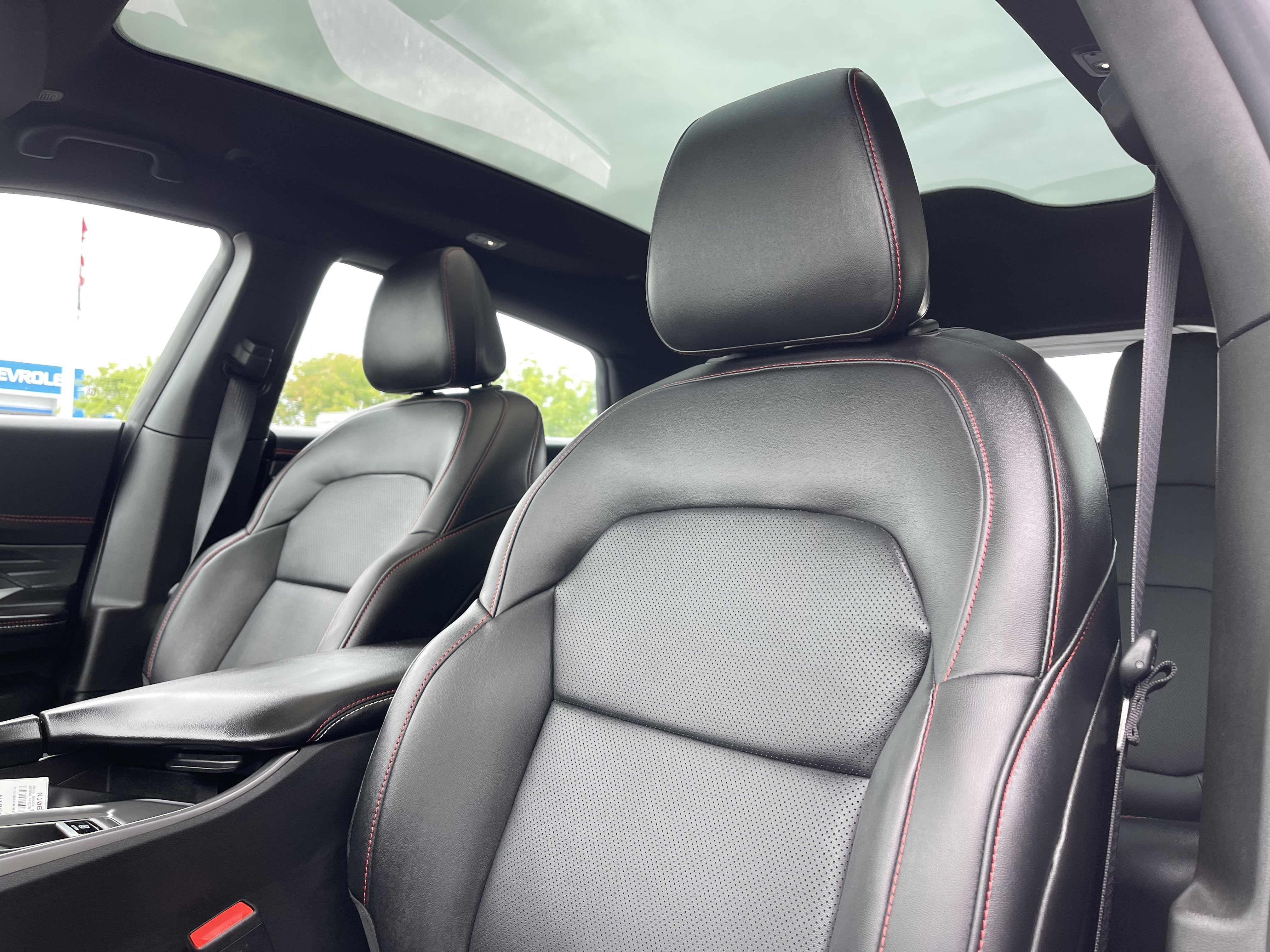 New 2026 White Knuckle Exterior Paint Dodge R/T image 19