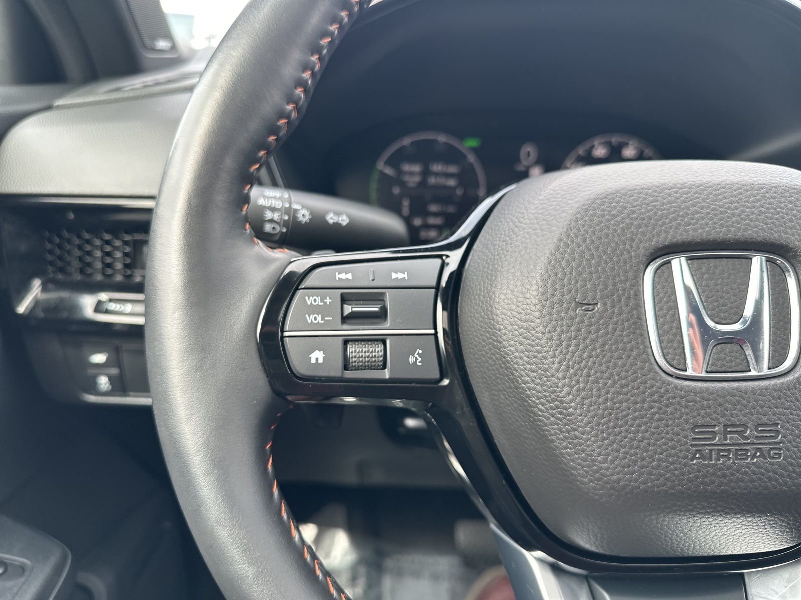 Certified Used 2025 Gray Honda Sport Touring image 44