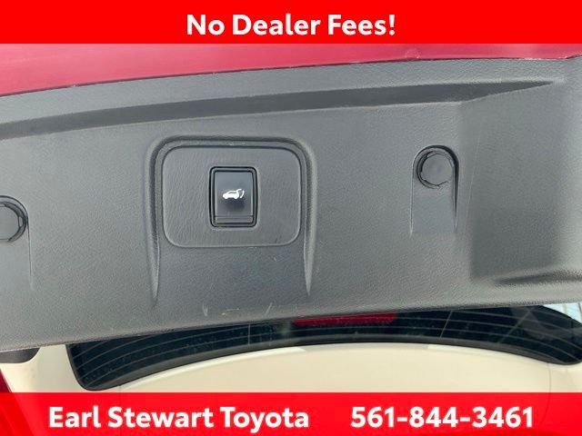 Used 2023 Red Nissan SL image 13