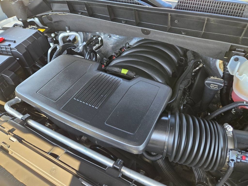 Used 2024 Summit White GMC Denali image 18