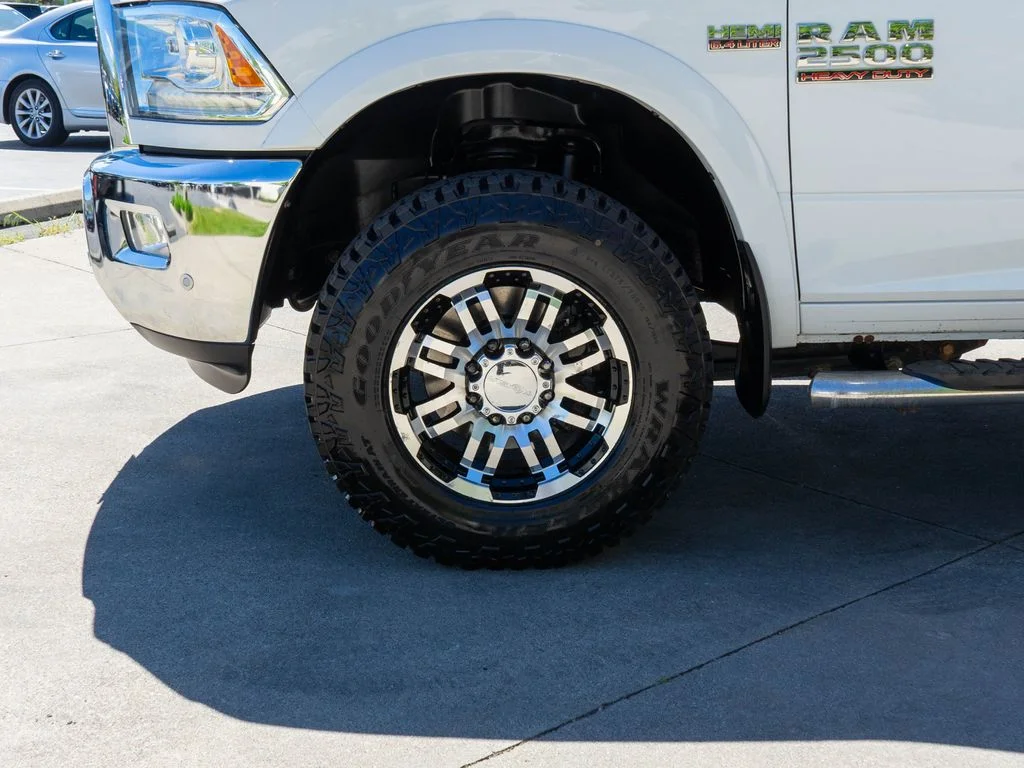 Used 2017 White Ram Laramie image 28