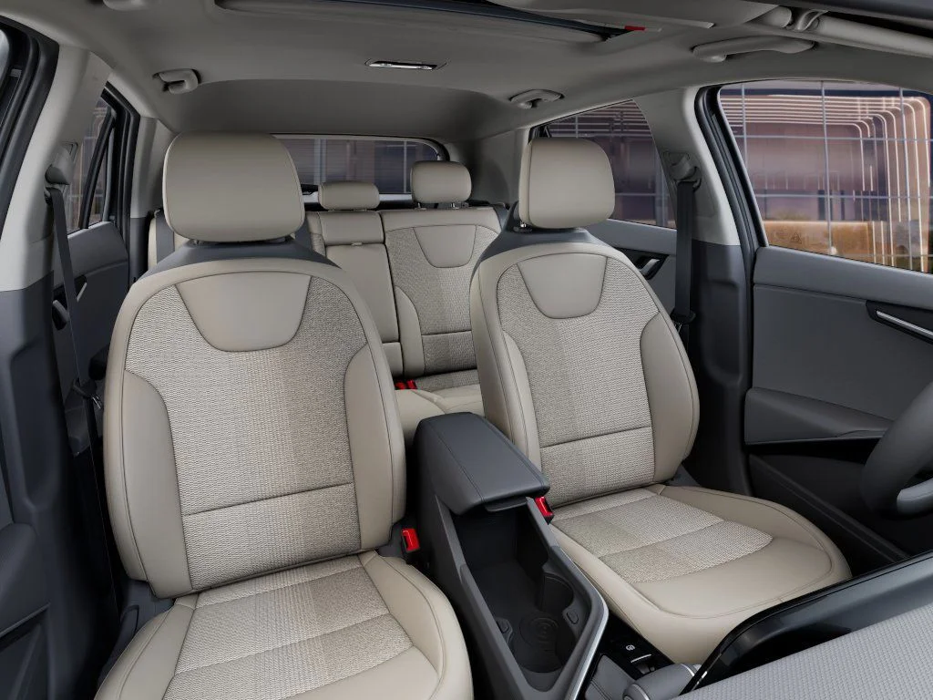 2025 Kia Niro EX Touring - Photo 15