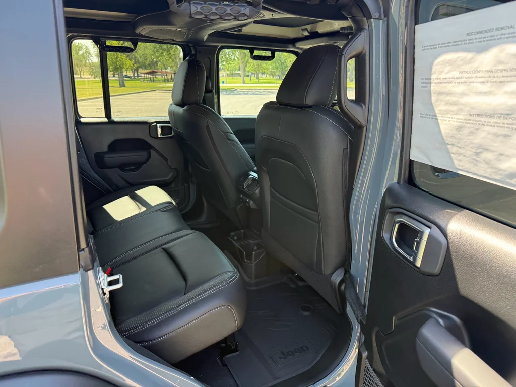 New 2026 Anvil Clearcoat Jeep Sport S image 11