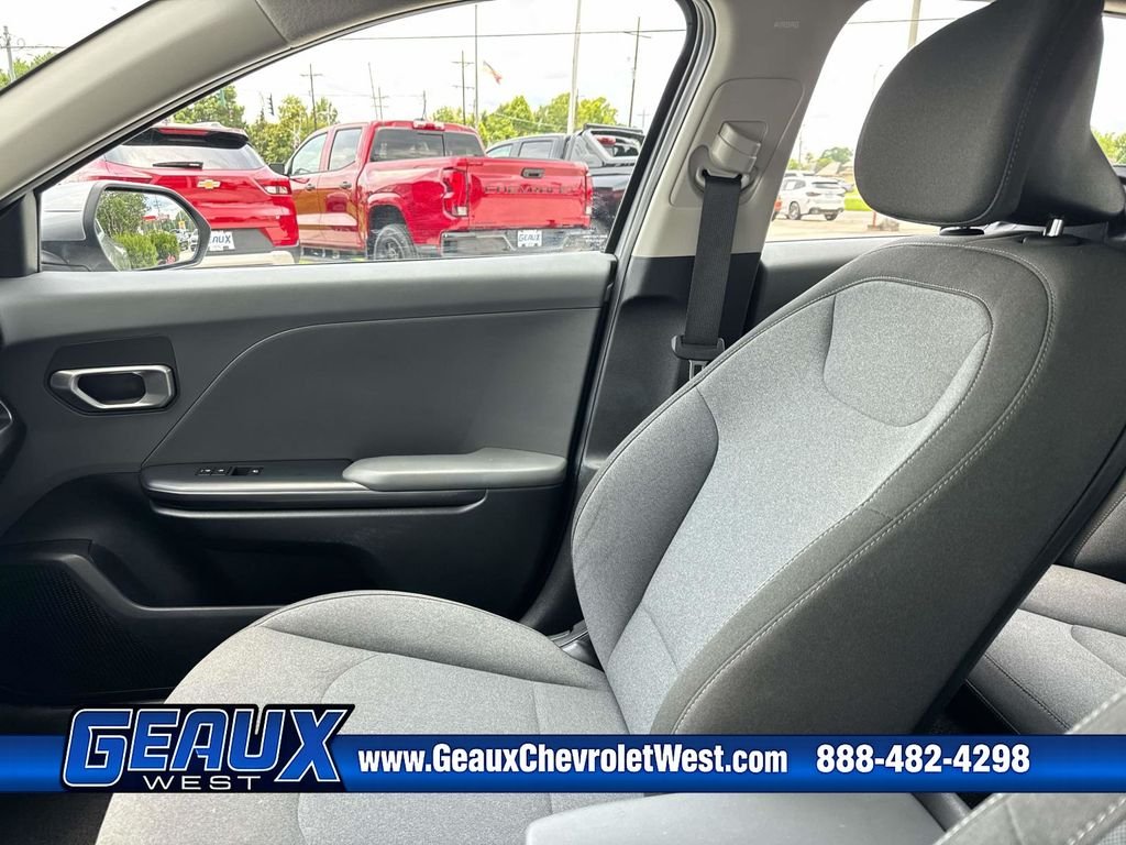 Used 2025 Gray Kia LXS image 33