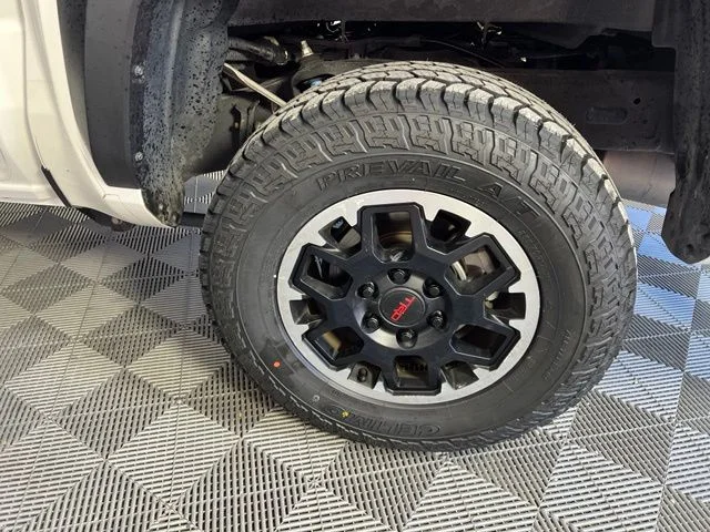 2024 Toyota Tacoma SR5 - Photo 45