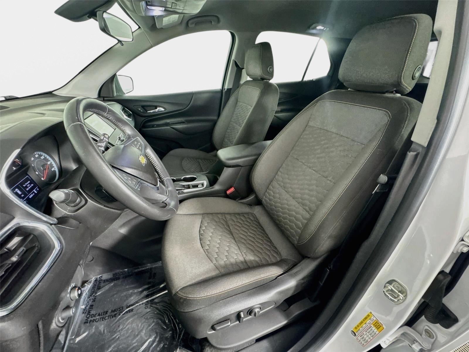 Used 2018 Summit White Chevrolet LT image 11