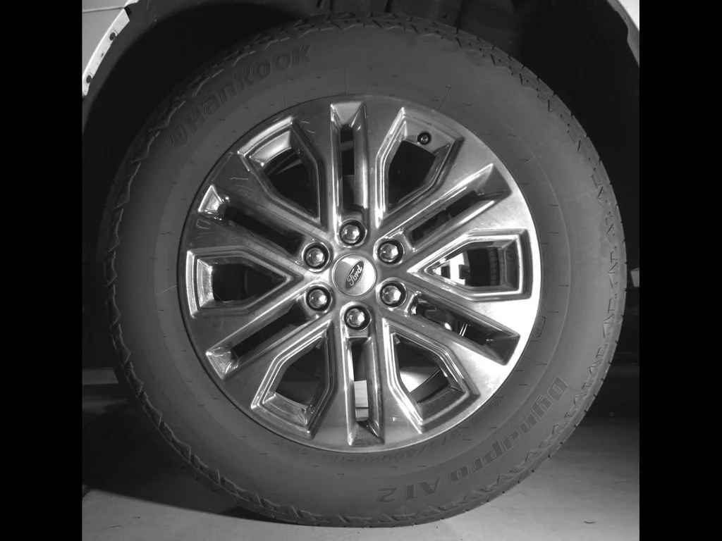 2025 Ford F-150 Lariat - Photo 12