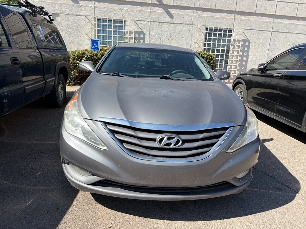 Used 2013 Harbor Gray Metallic Hyundai GLS image 28