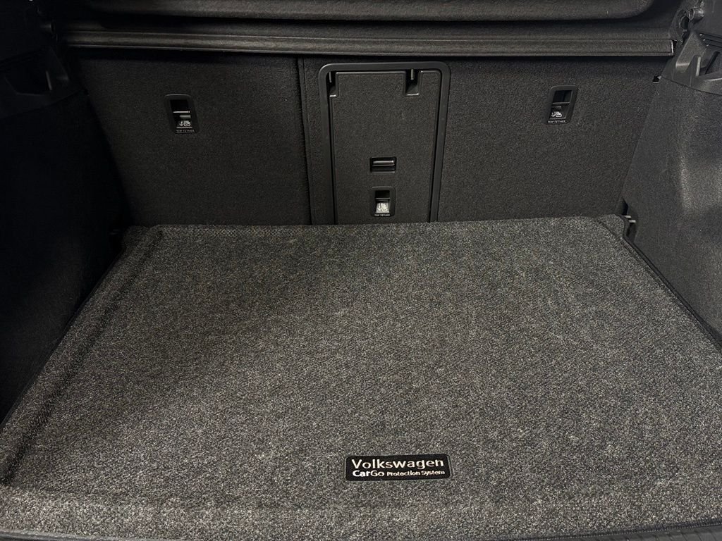 Used 2023 Black Volkswagen Pro S image 33
