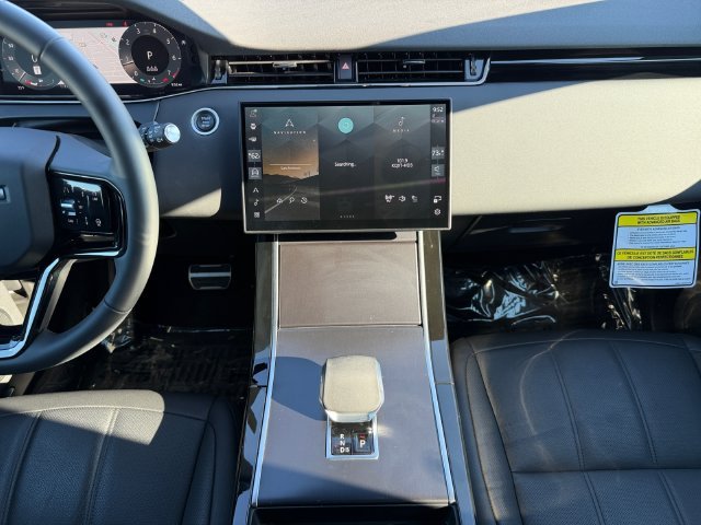 Used 2026 White Land Rover Dynamic image 15
