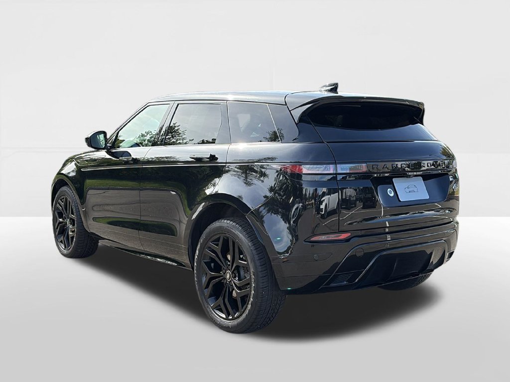 Used 2023 Black Land Rover R-Dynamic SE image 7