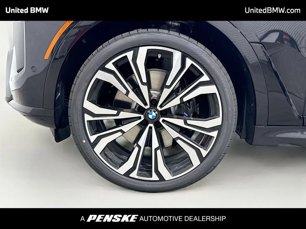 New 2027 Black Sapphire Metallic BMW xDrive40i image 2