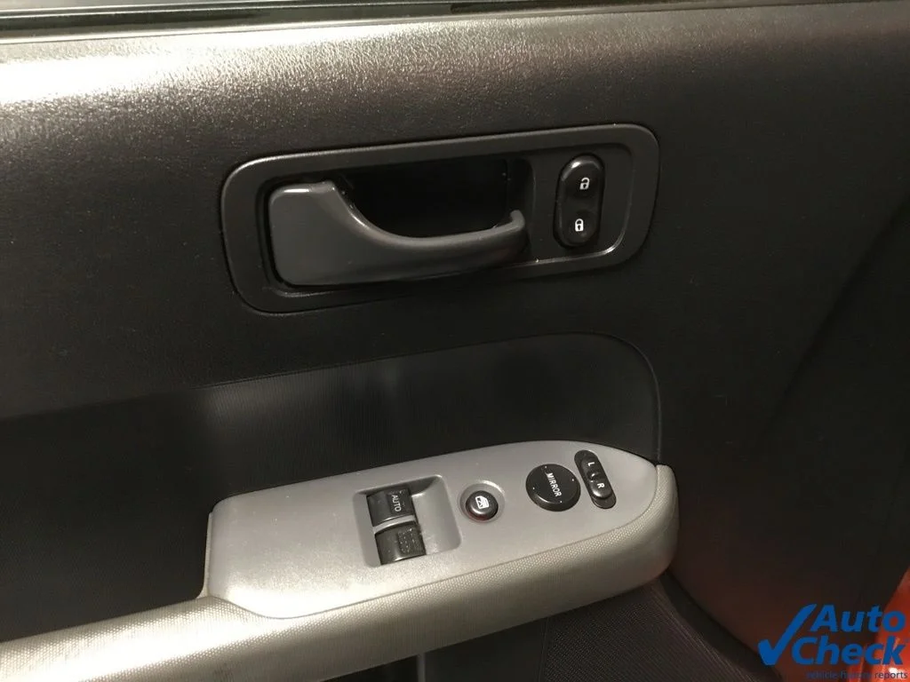 Used 2005 Orange Honda LX image 19