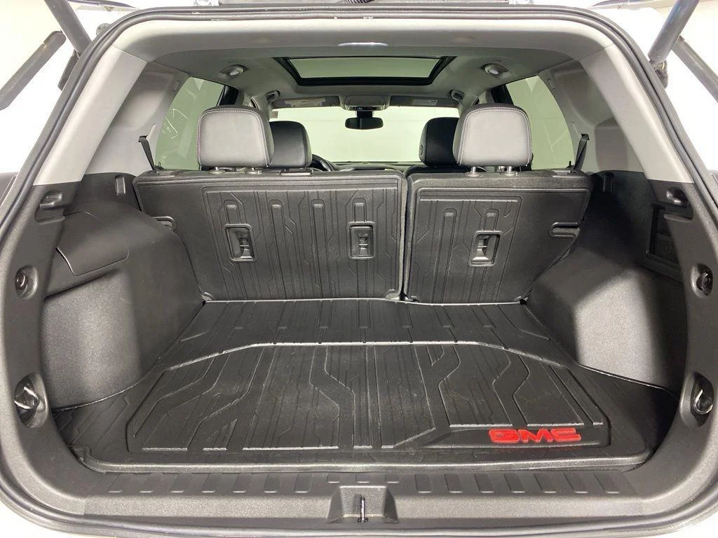 Used 2022 Summit White GMC SLT image 27