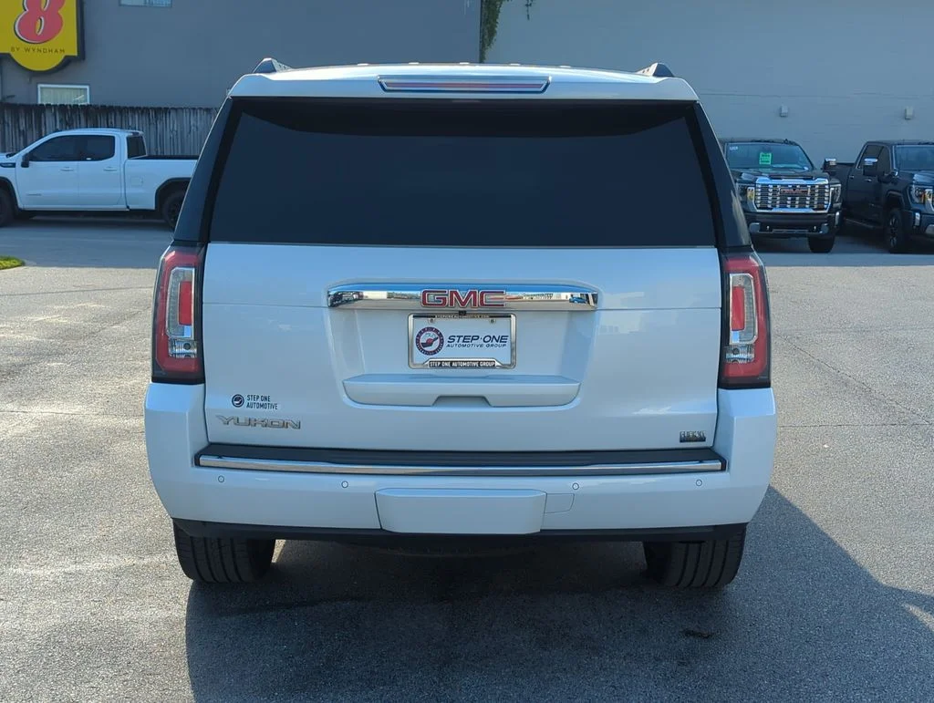 Used 2019 White GMC Denali image 5