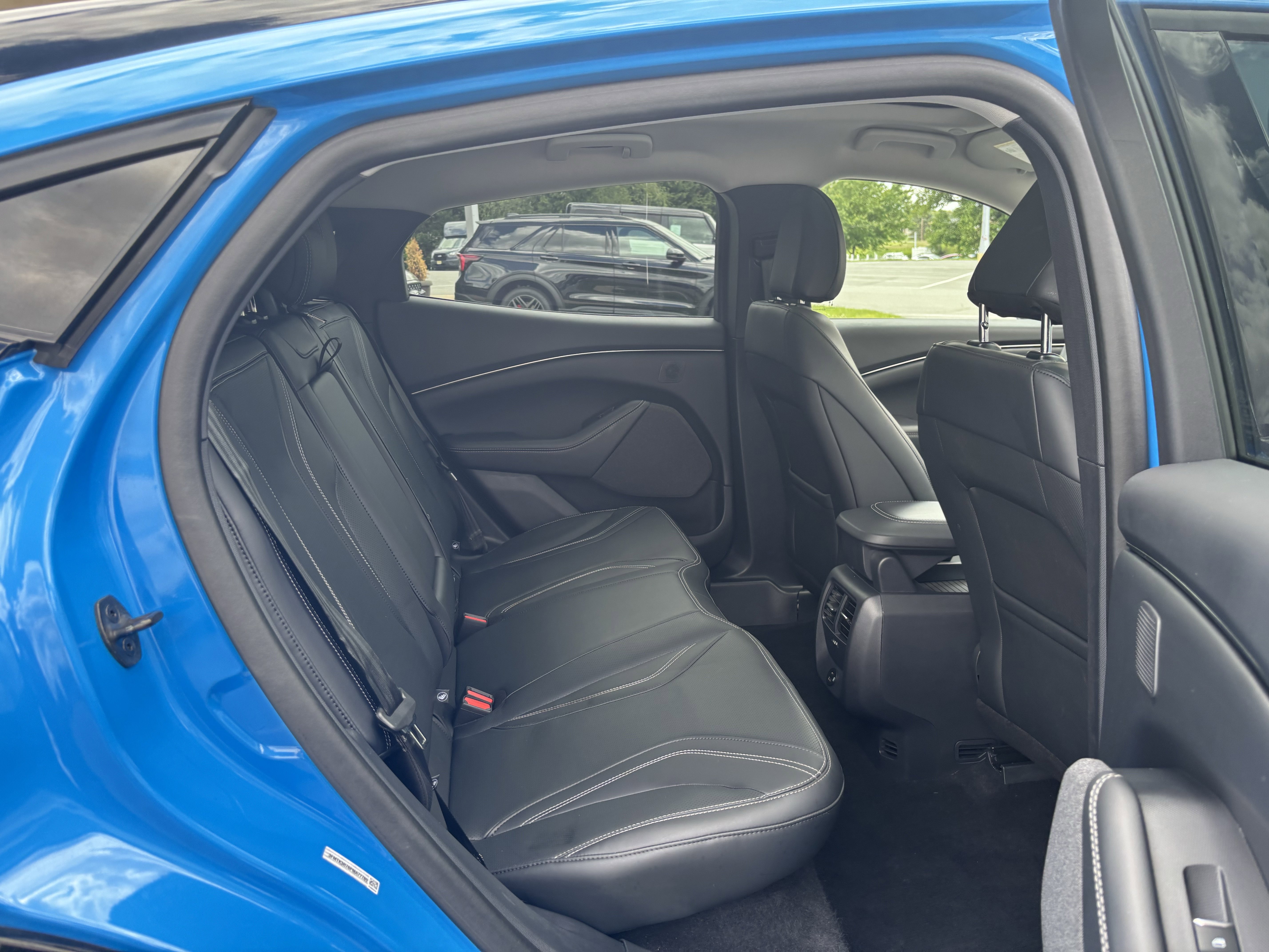 Used 2023 Blue Ford Premium image 32