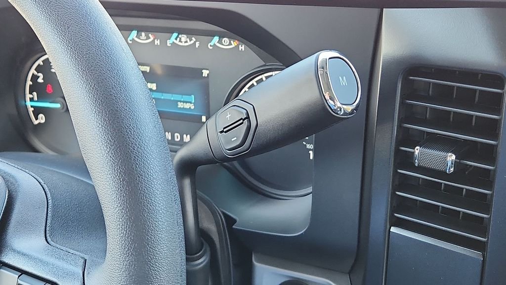 Used 2026 Oxford White Ford XLT image 24