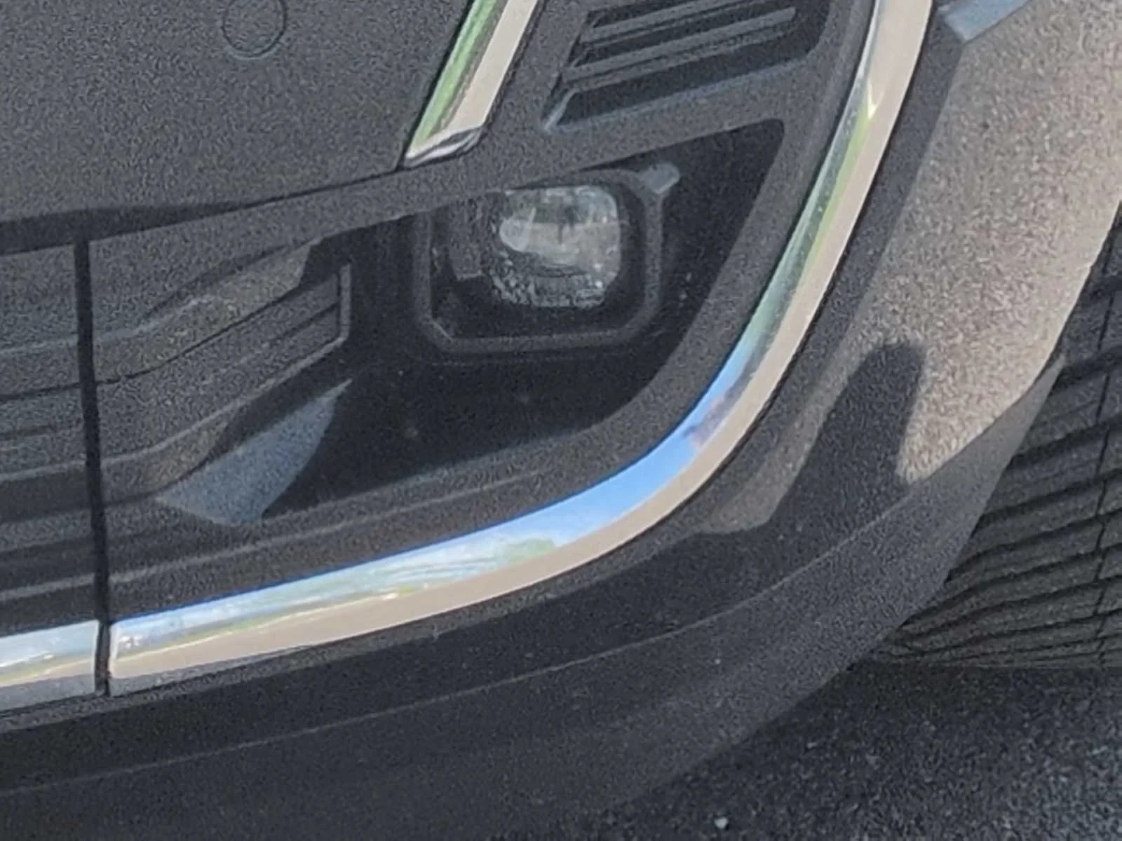 Used 2021 Ebony Twilight Metallic GMC Denali image 11