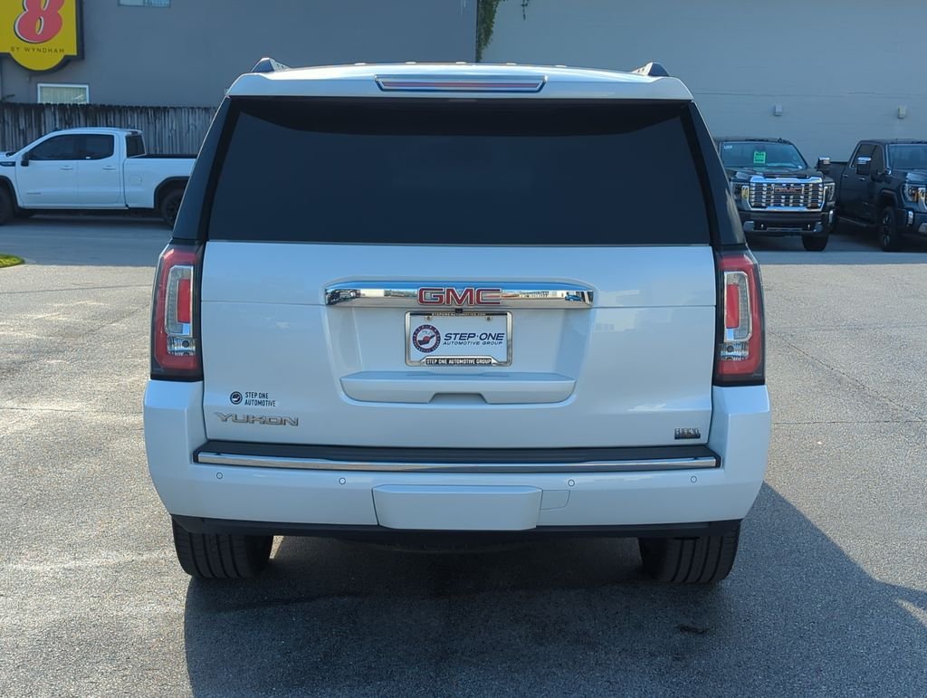 Used 2019 White GMC Denali image 5