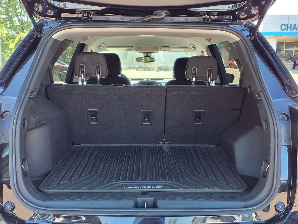 Used 2020 Blue Chevrolet LS image 10