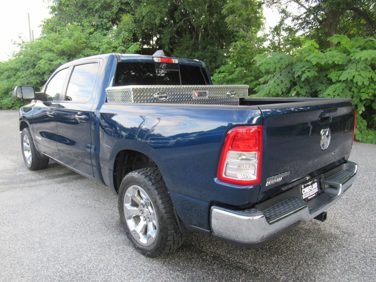 Used 2021 Blue Ram Big Horn/Lone Star image 6