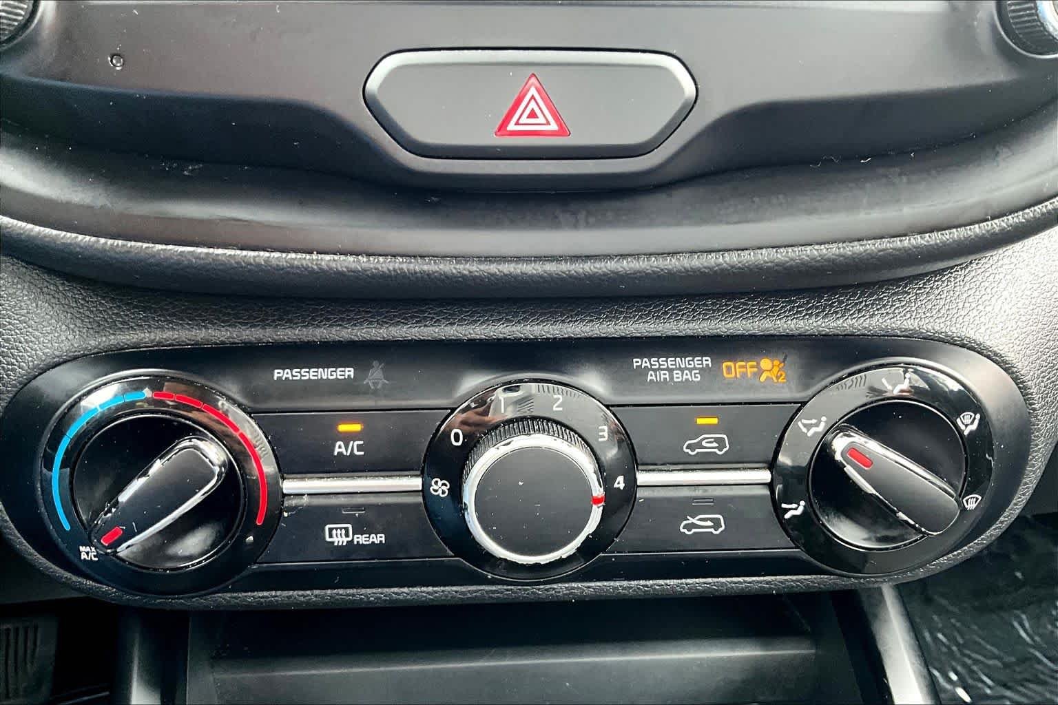 Used 2021 Snow White Pearl Kia LX image 31