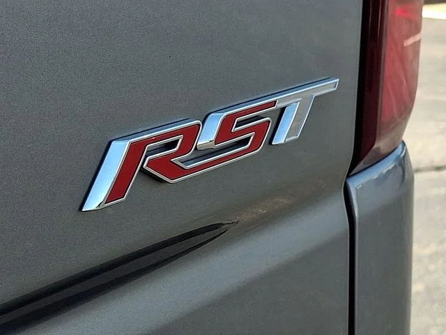 Used 2025 Gray Chevrolet RST image 29