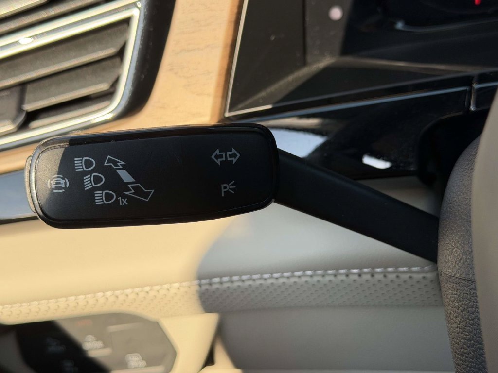 2026 Volkswagen Atlas SE w/Tech - Photo 25