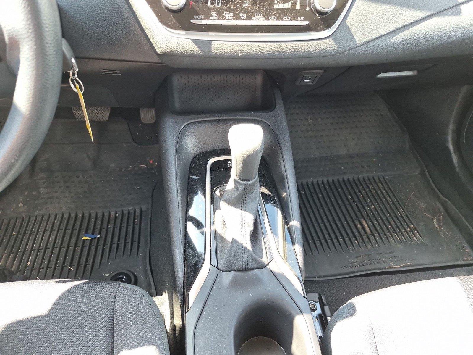 Used 2026 Ice Cap Toyota LE image 25