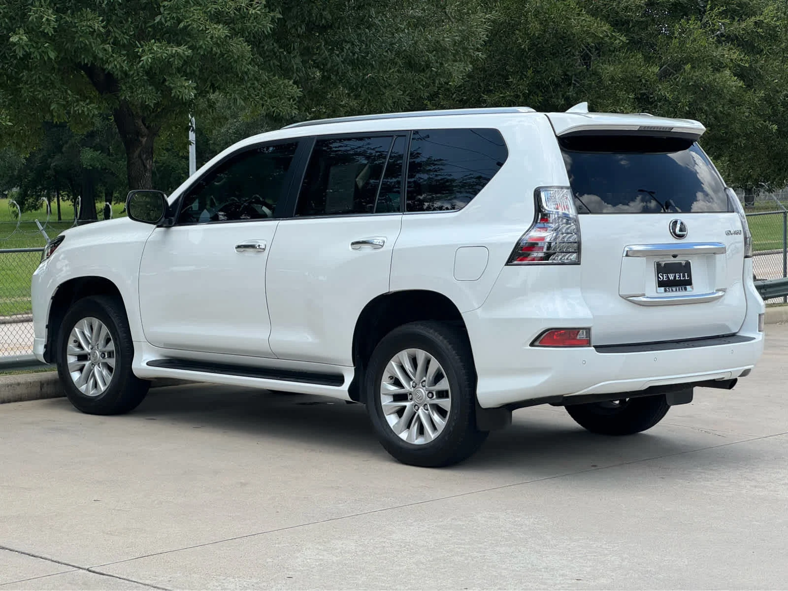 Used 2021 Starfire Pearl Lexus Premium image 8