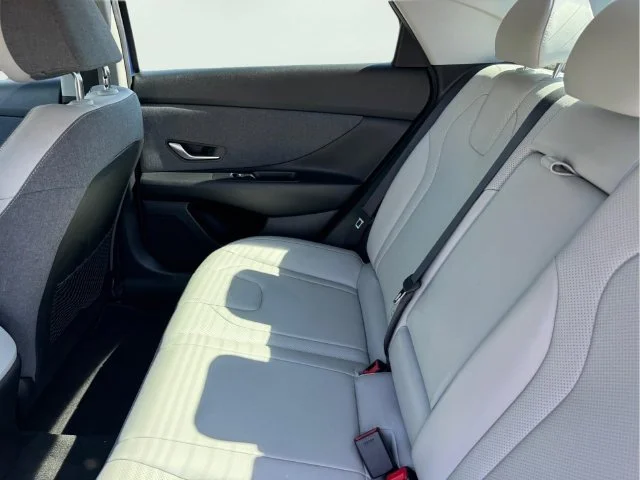 Used 2022 Blue Hyundai Limited image 11