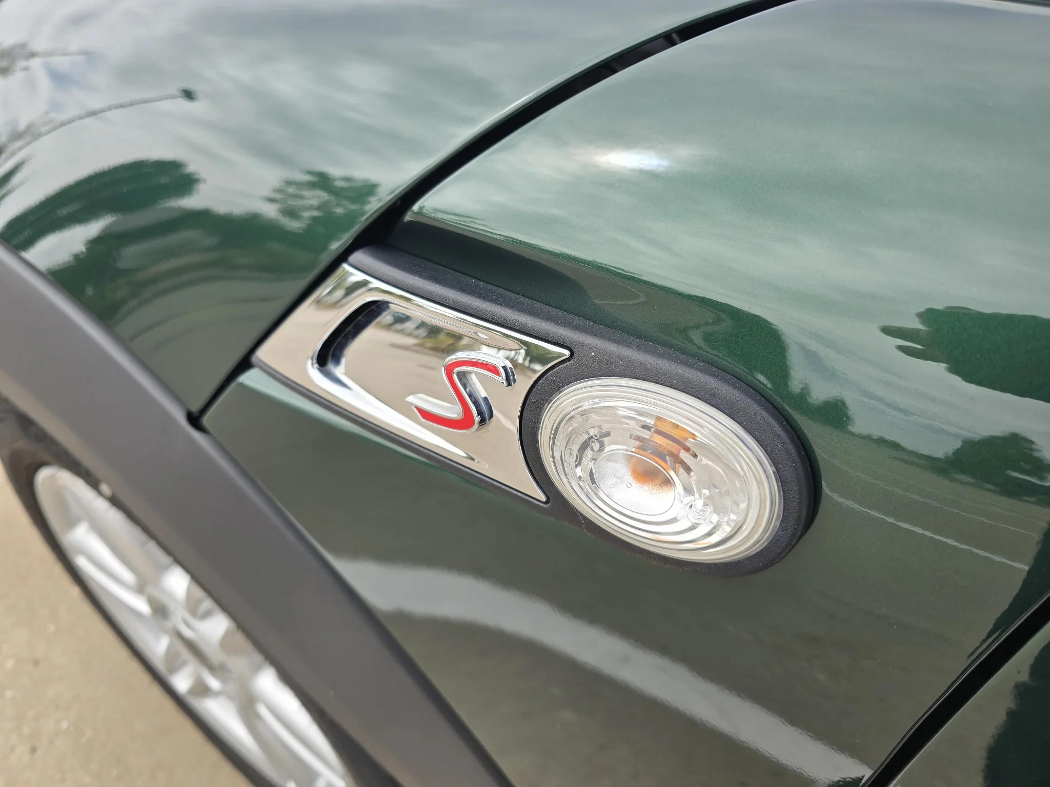 Used 2013 Green MINI S image 11