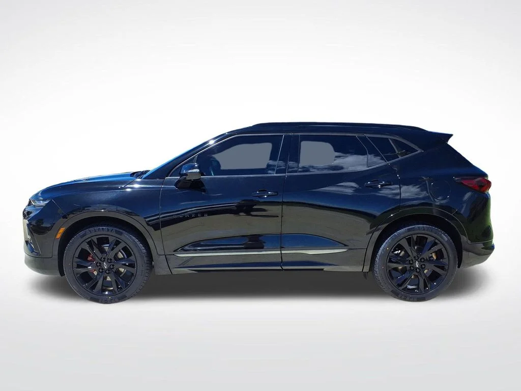Used 2022 Black Chevrolet RS image 5