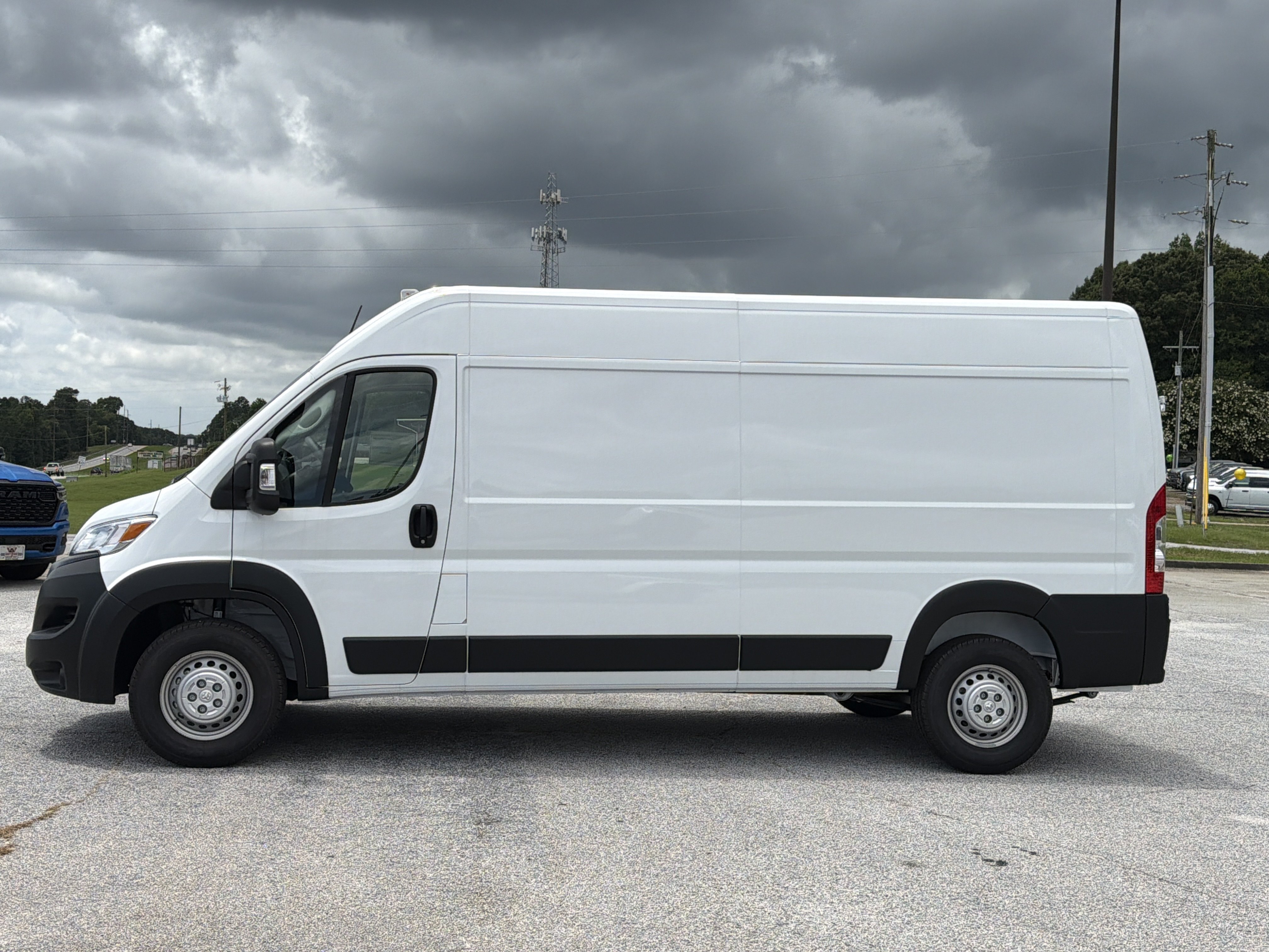 New 2026 Bright White Clearcoat RAM Tradesman image 5