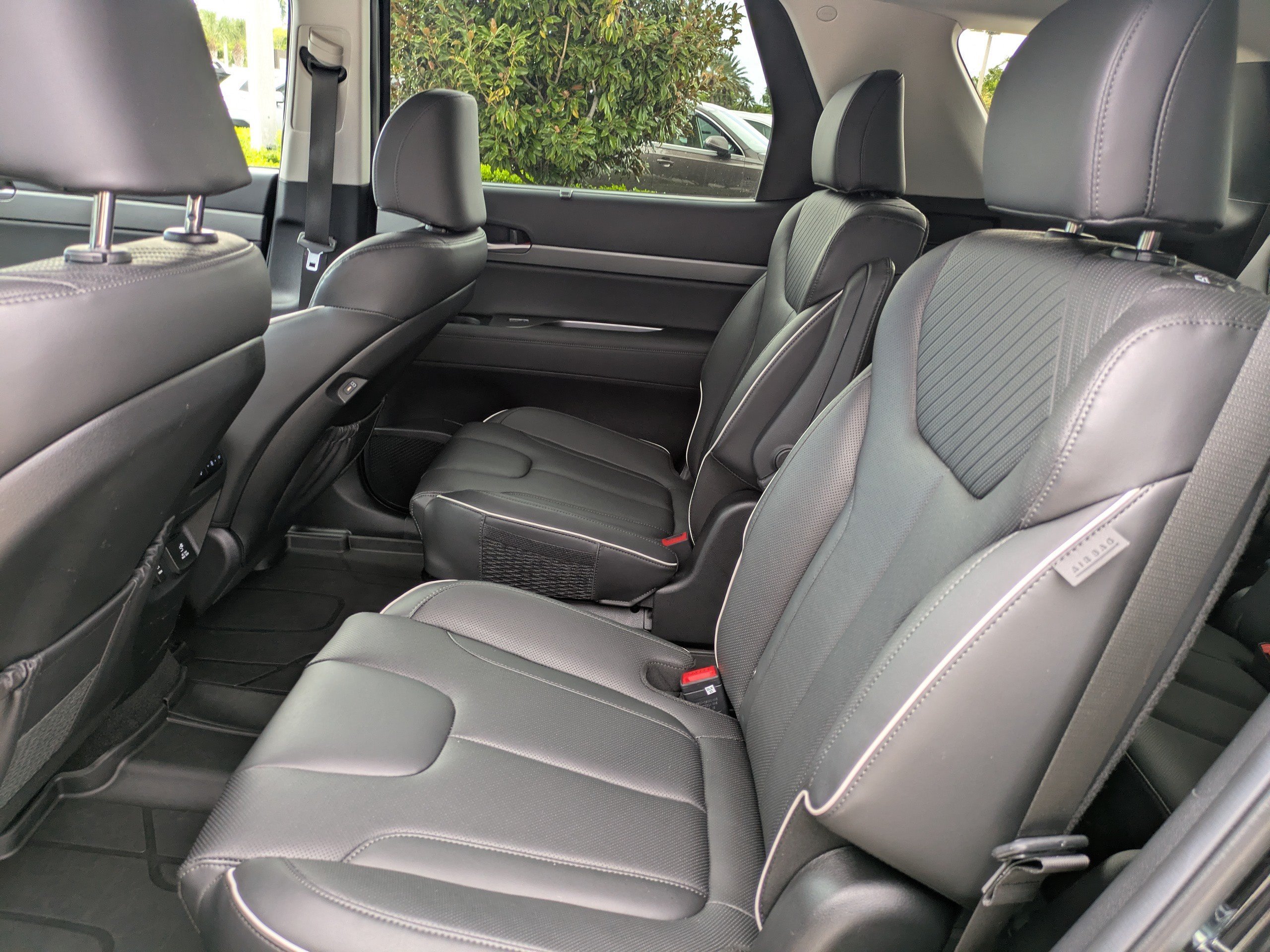 2025 Hyundai Palisade SEL Premium - Photo 14