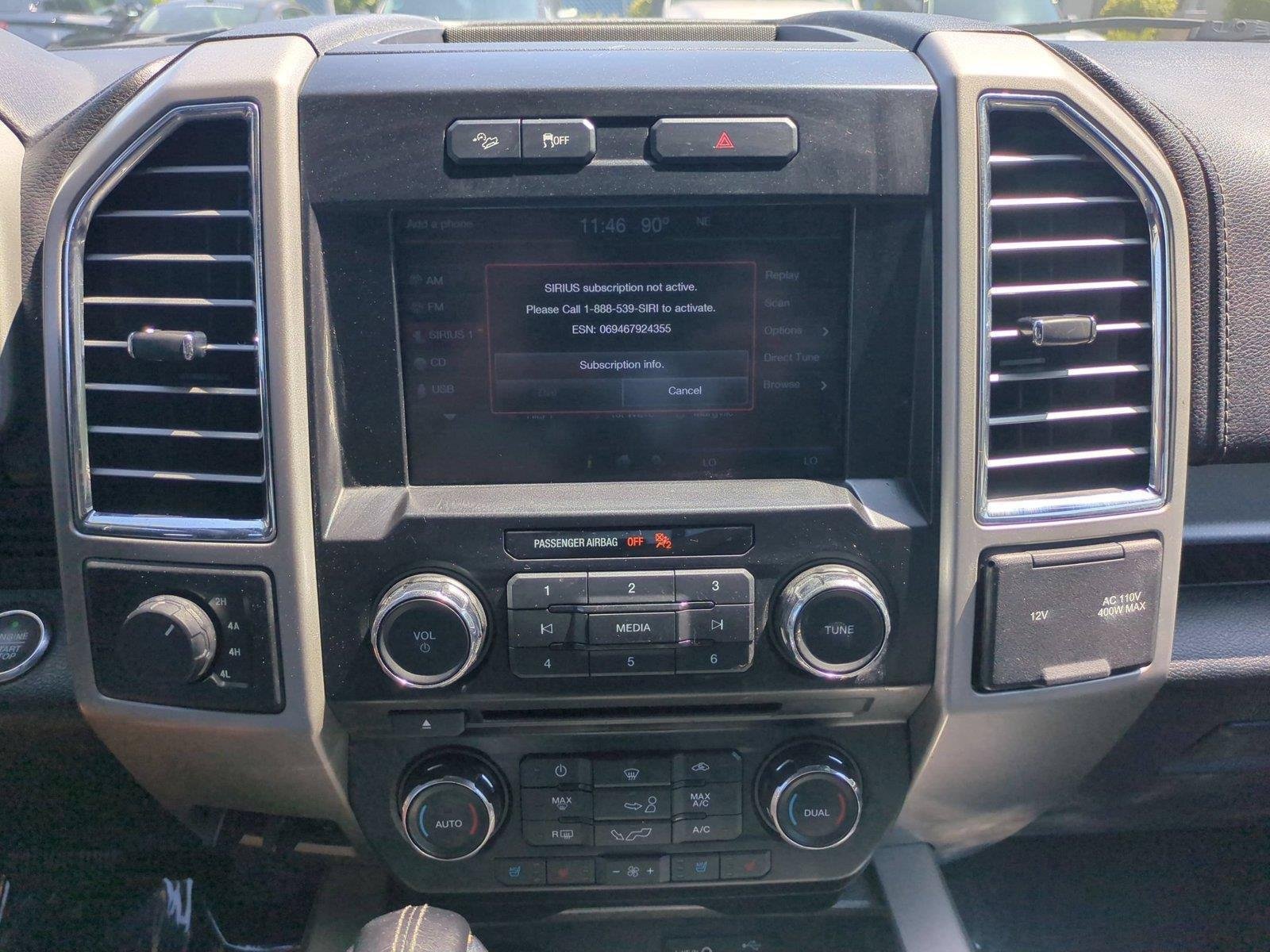 Used 2015 Magnetic Metallic Ford Lariat image 24