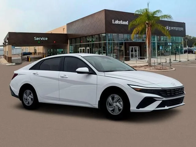 New 2026 White Hyundai SE image 10