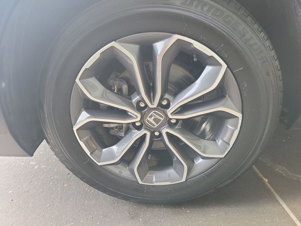 Used 2020  Honda EX image 32