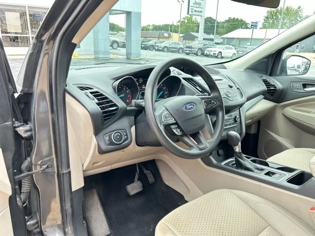 Used 2017 Gray Ford SE image 27