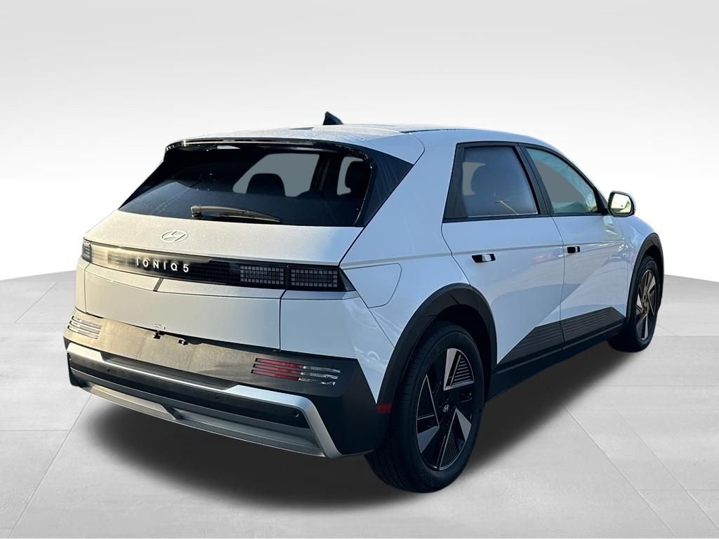 2025 Hyundai IONIQ 5 SE - Photo 4