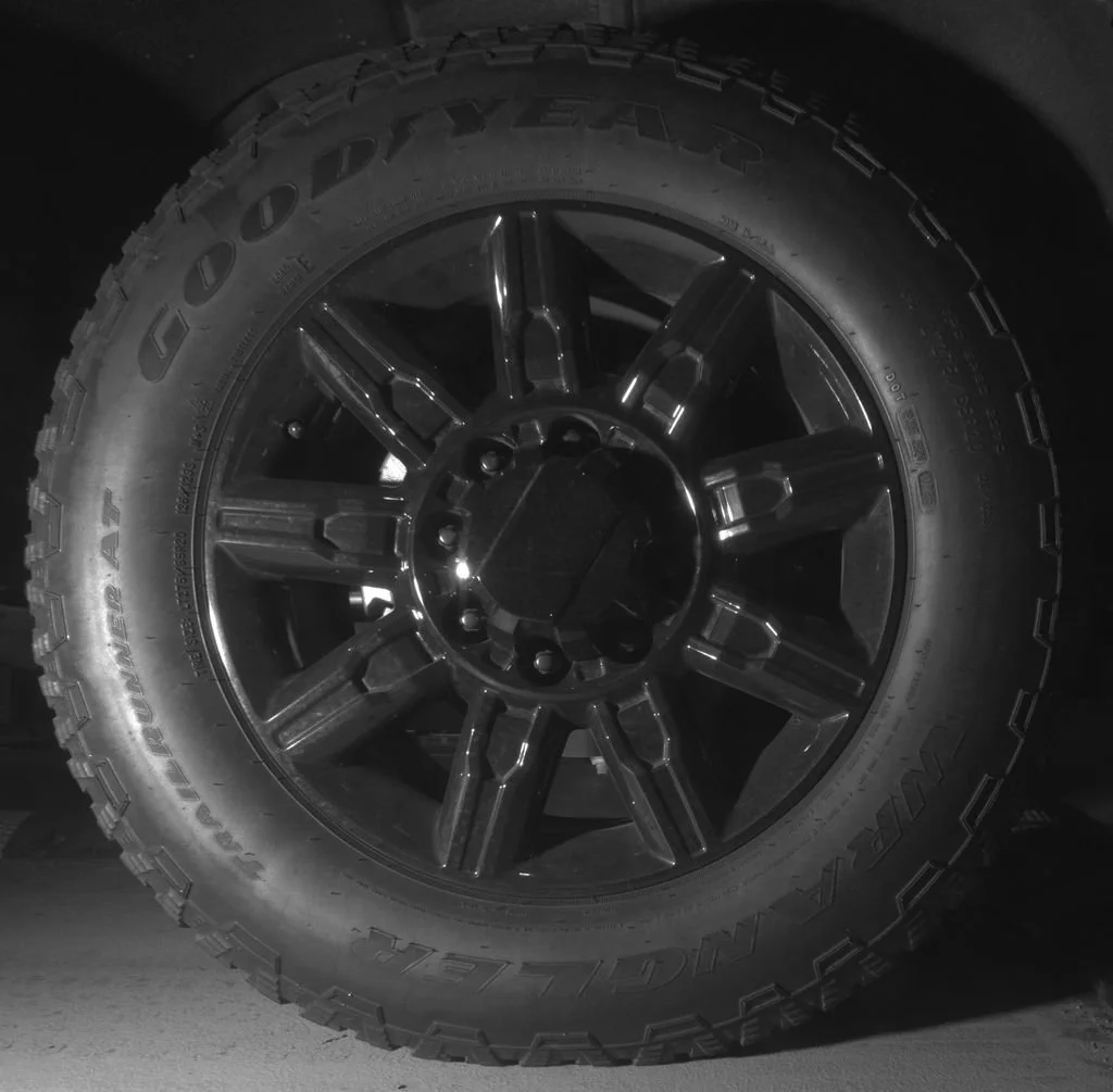 Certified Used 2026 Sterling Metallic GMC SLE image 13