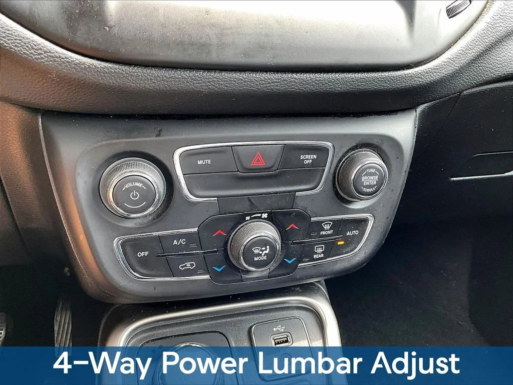 Used 2018 Black Jeep Latitude image 20
