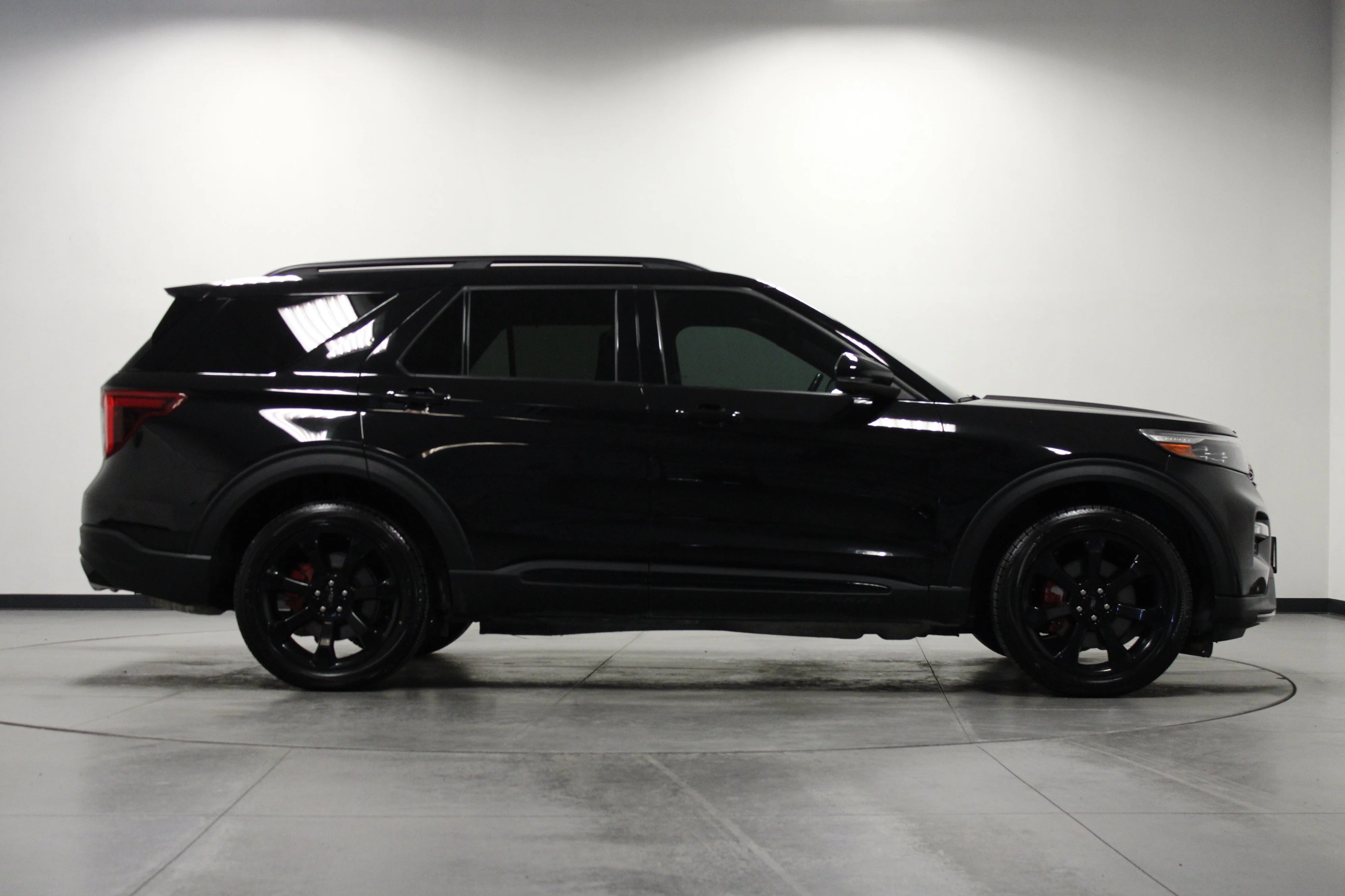 Used 2023 Black Metallic Ford ST image 3