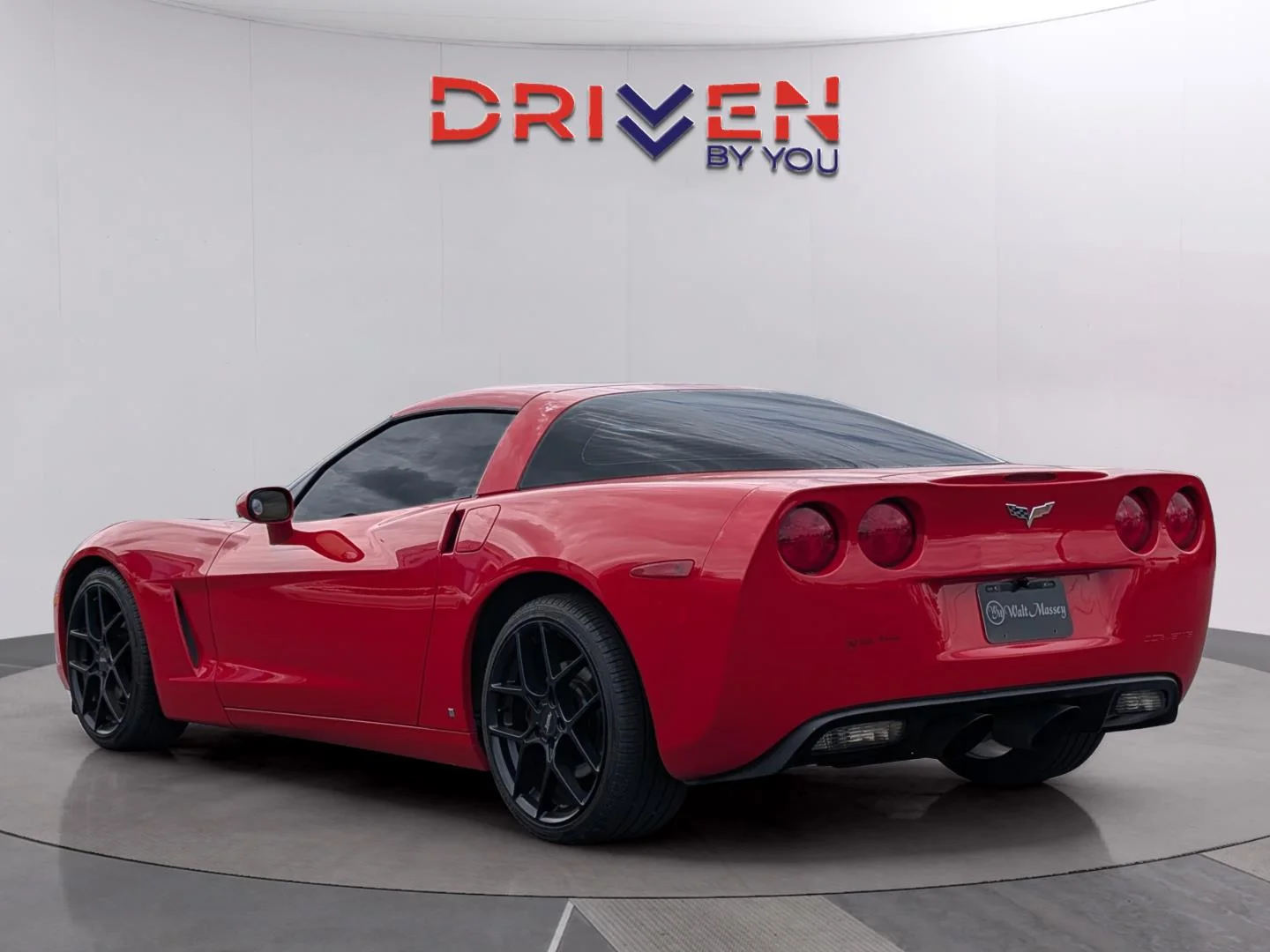 Used 2009 VICTORY RED Chevrolet w/1LT image 3