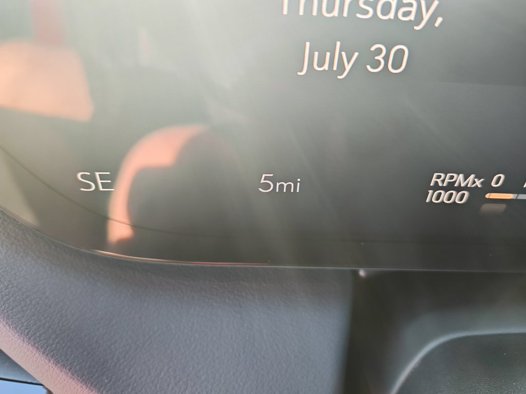 New 2026 Cherry Red Tintcoat Buick Avenir image 19