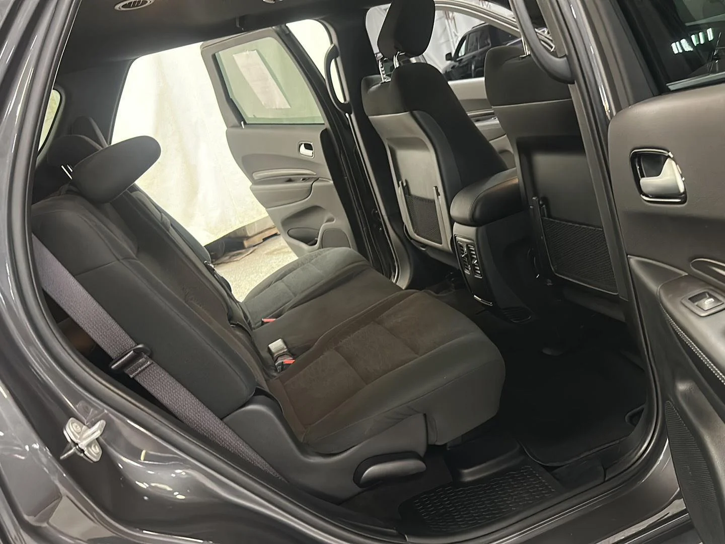 2024 Dodge Durango SXT - Photo 31