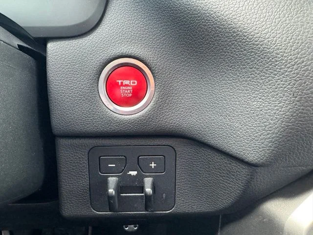 Used 2023 Ice Toyota Limited image 31