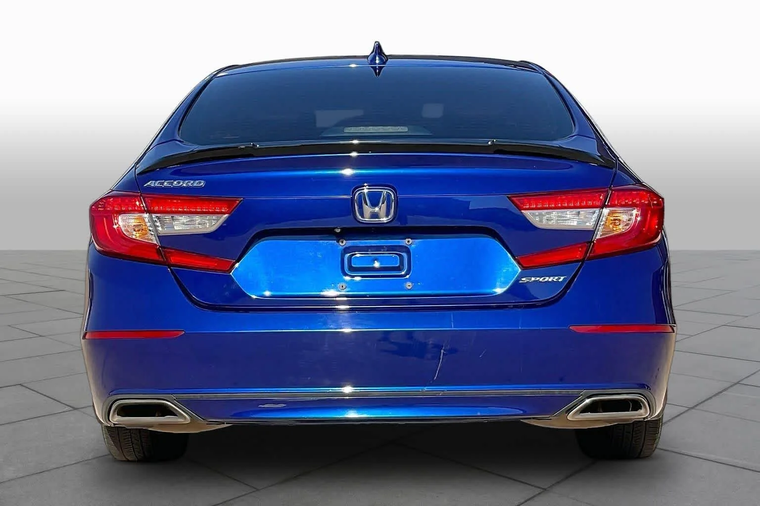 Used 2018 Still Night Pearl Honda Sport 1.5T image 5
