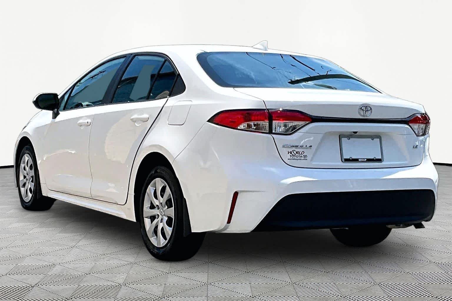 Used 2026 Ice Cap Toyota LE image 12