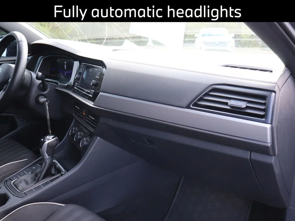Used 2023 Gray Volkswagen 1.5T Sport image 11